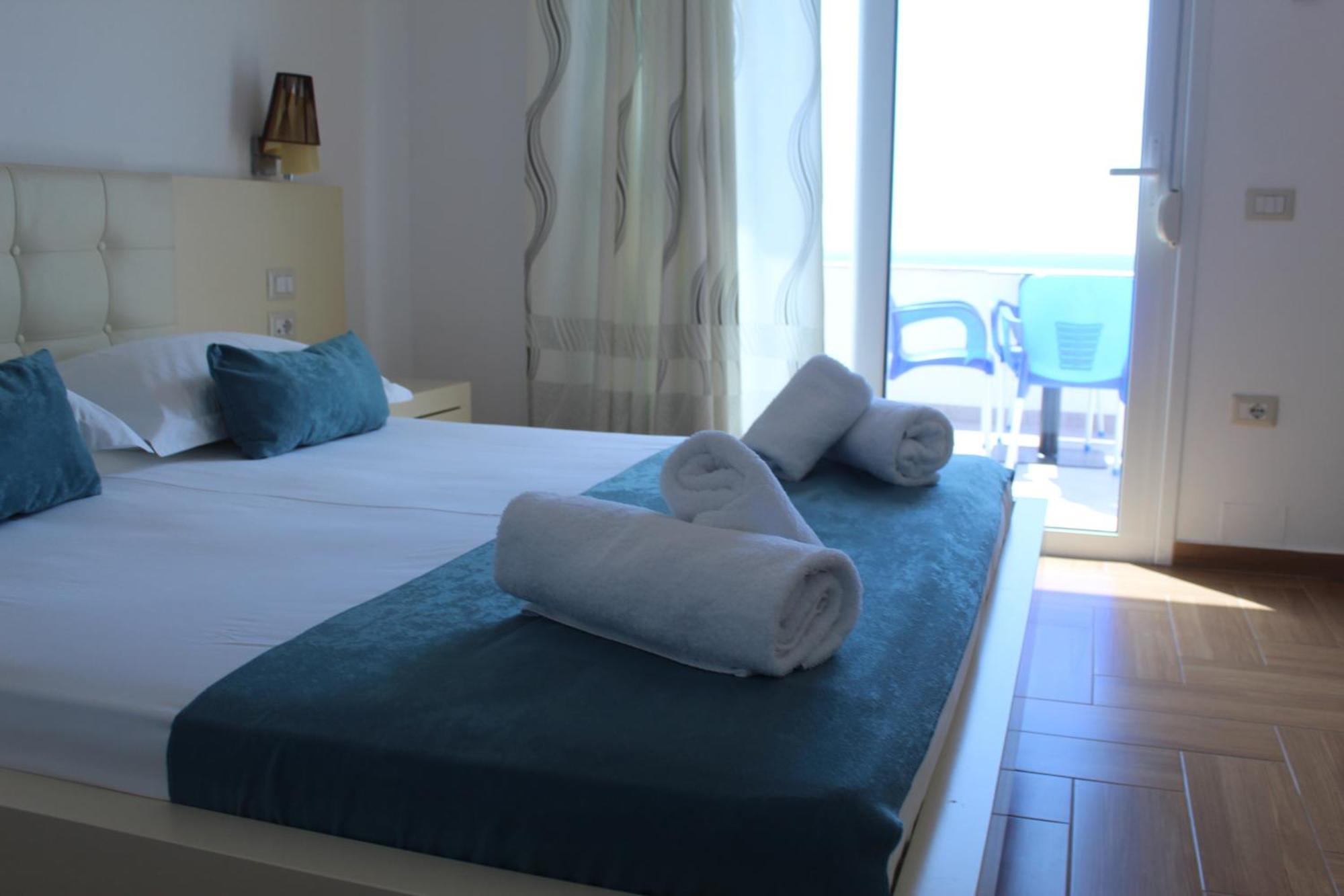 Hotel Agel Саранда Экстерьер фото